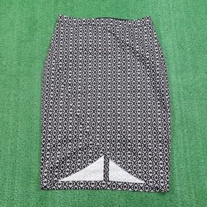 NEW! THE LIMITED BLACK AND WHITE GEOMETRIC PATTERN SKIRT WOMENS SIZE 8